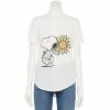 Licensed Character Juniors' Peanuts Snoopy Daisy Tee -Licensed Character Shop unnamed file 2320