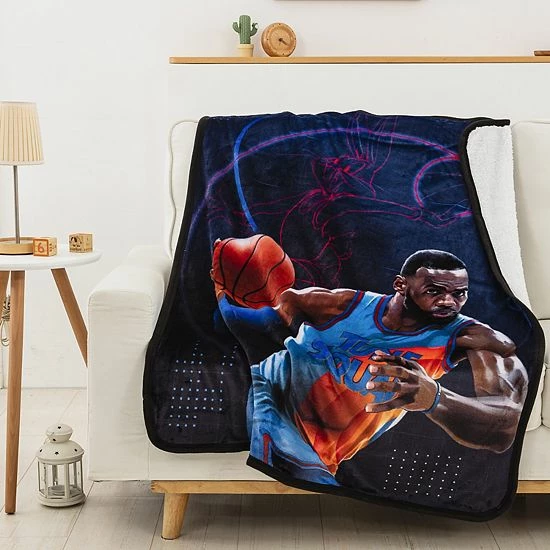 Licensed Character Space Jam 2 Silk Touch LeBron James Sherpa Throw 4 Licensed Character Space Jam 2 Silk Touch LeBron James Sherpa Throw - Image 2