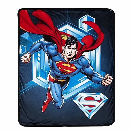 Licensed Character Superman To The Rescue Silk Touch Sherpa Throw 4 Licensed Character Superman To The Rescue Silk Touch Sherpa Throw - Image 2
