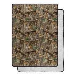 Licensed Character Realtree Edge Oversized Silk Touch Sherpa Throw